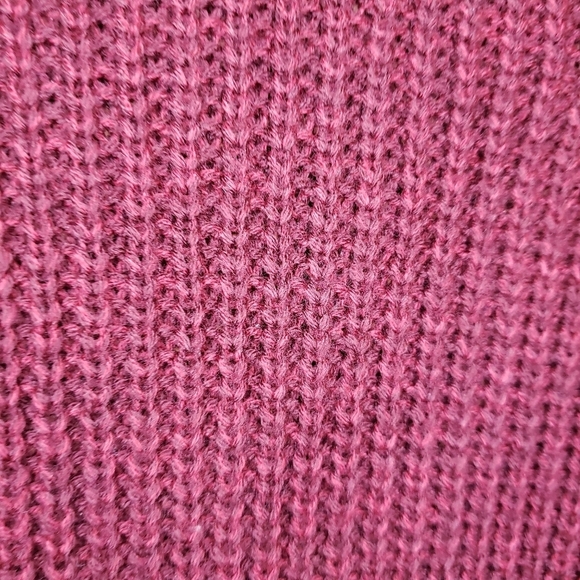 Perfect SO red sweater with laced shoulder Size M - Picture 2 of 10